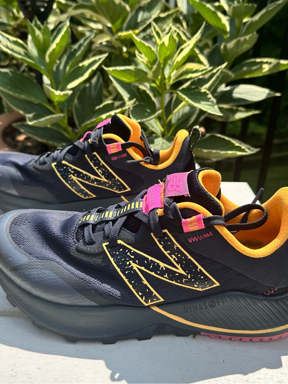 New Balance Navy womens trail Sneakers with Yellow & Pink Details - Picture 2 of 10
